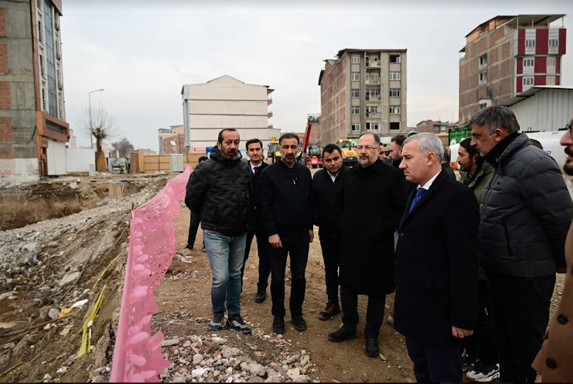 Bakan Yardımcısı Gürgen İle Başkan Çınar, Malatya’nın Yeniden İnşası İçin Başlatılan Çalışma Alanlarını İnceledi