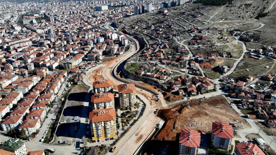 Başkan Gürkan Güney Kuşak Yolunda İncelemelerde Bulundu