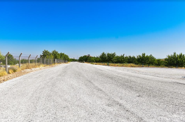 Büyükşehir Belediyesi Yol Çalışmalarını Sürdürüyor