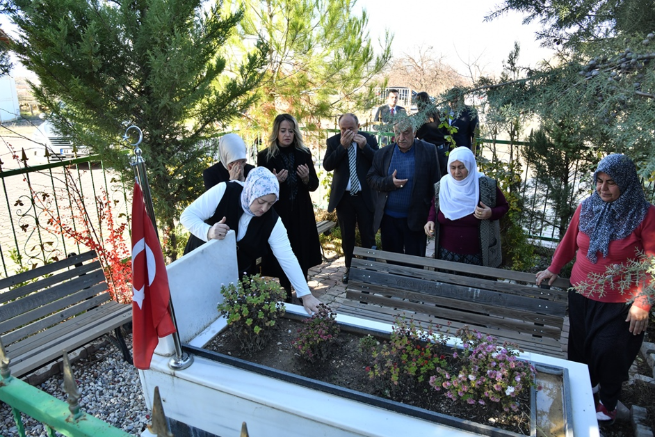 Hanımefendi Hanife Yazıcı’dan Şehit Ailelerine Ziyaret