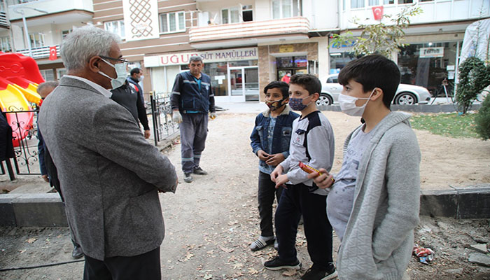 Korona Virüsü Yenen Başkan Güder Göreve Başladı