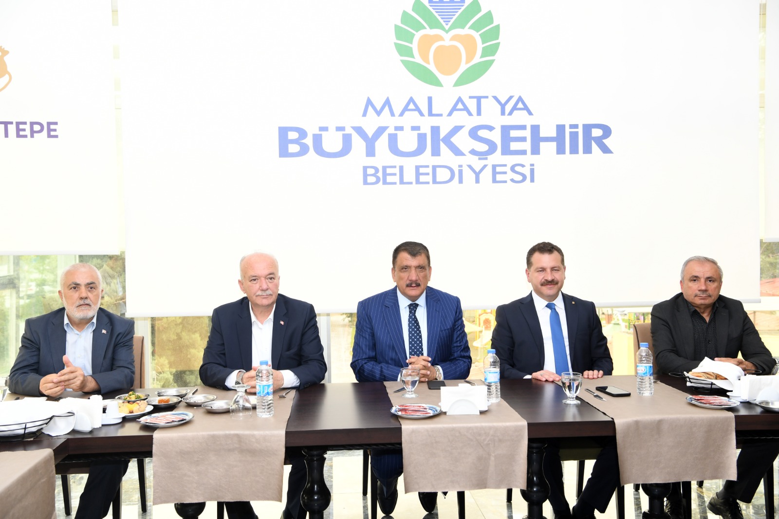 Malatya Büyükşehir Belediyesi Başkanımız Güçlü İradesiyle Şehrin Her Sorununu Çözüyor