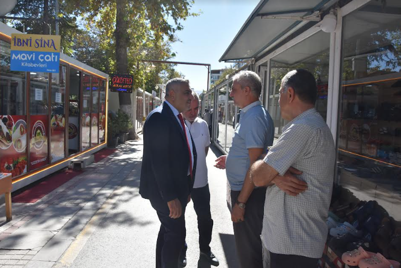 Sadıkoğlu, Kışla Caddesi ve Söğütlü Cami Esnafları İle Bir Araya Geldi