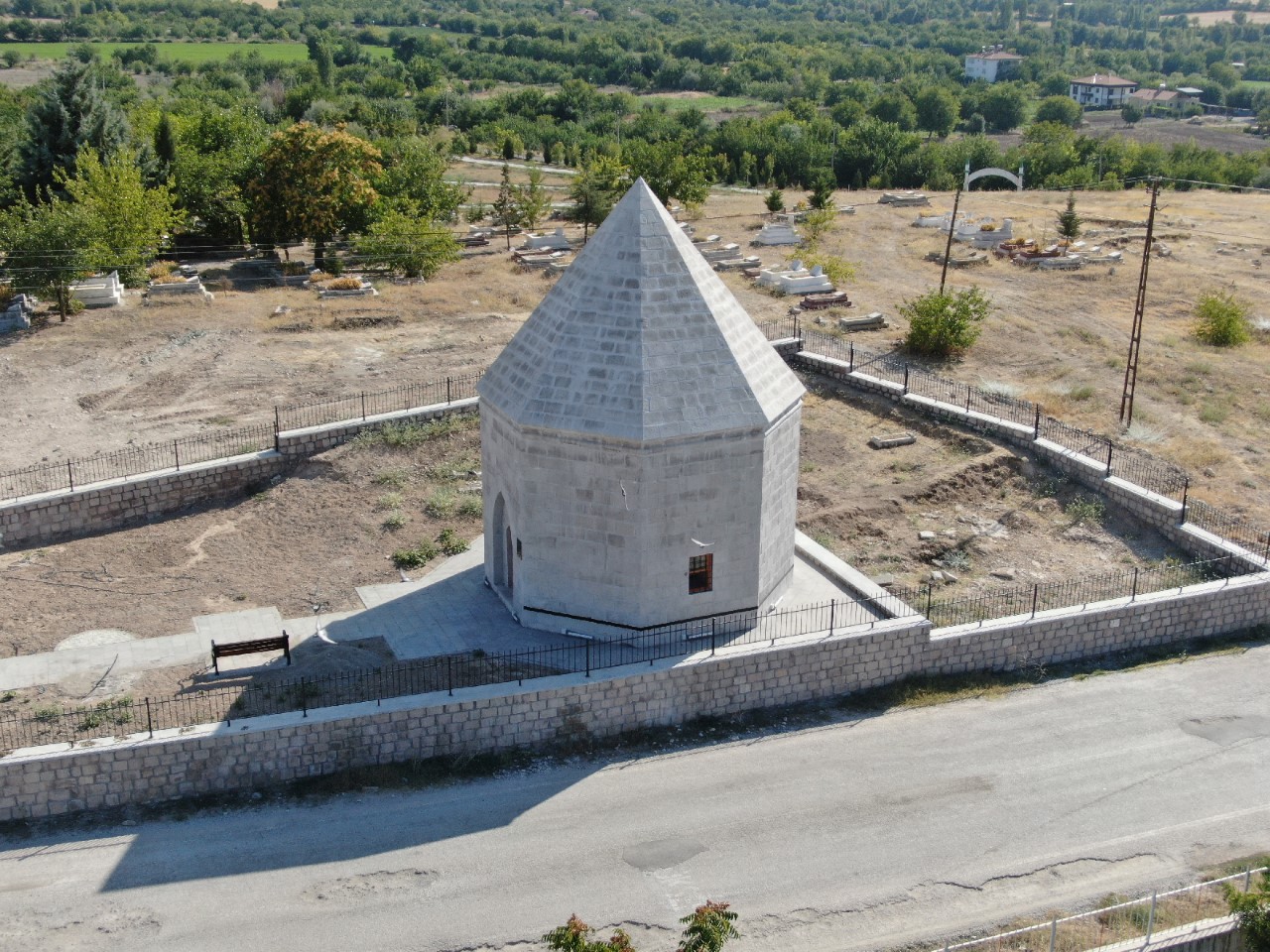 Usta Şagirt Kümbeti Restorasyon Projesine Ödül